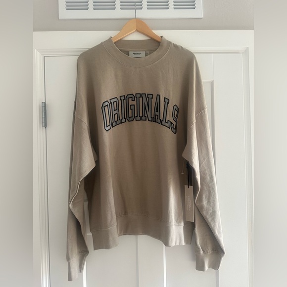 Brooklyn Cloth Originals Satin Applique sweatshirt - Picture 14 of 16